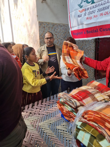 Blankets Distribution